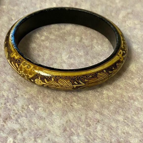 Wooden Bangle Bracelet - Picture 2 of 7